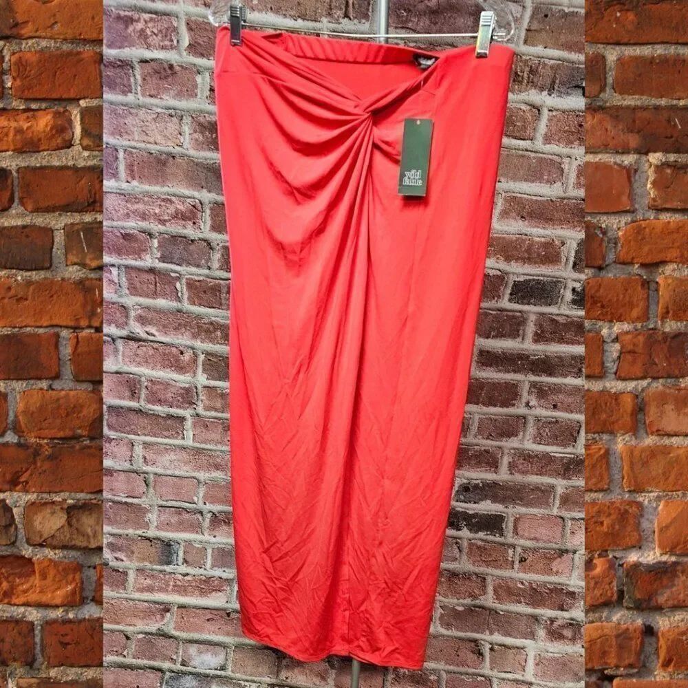 Women's WILD FABLE High Rise Twisted Midi Skirt‎ Large